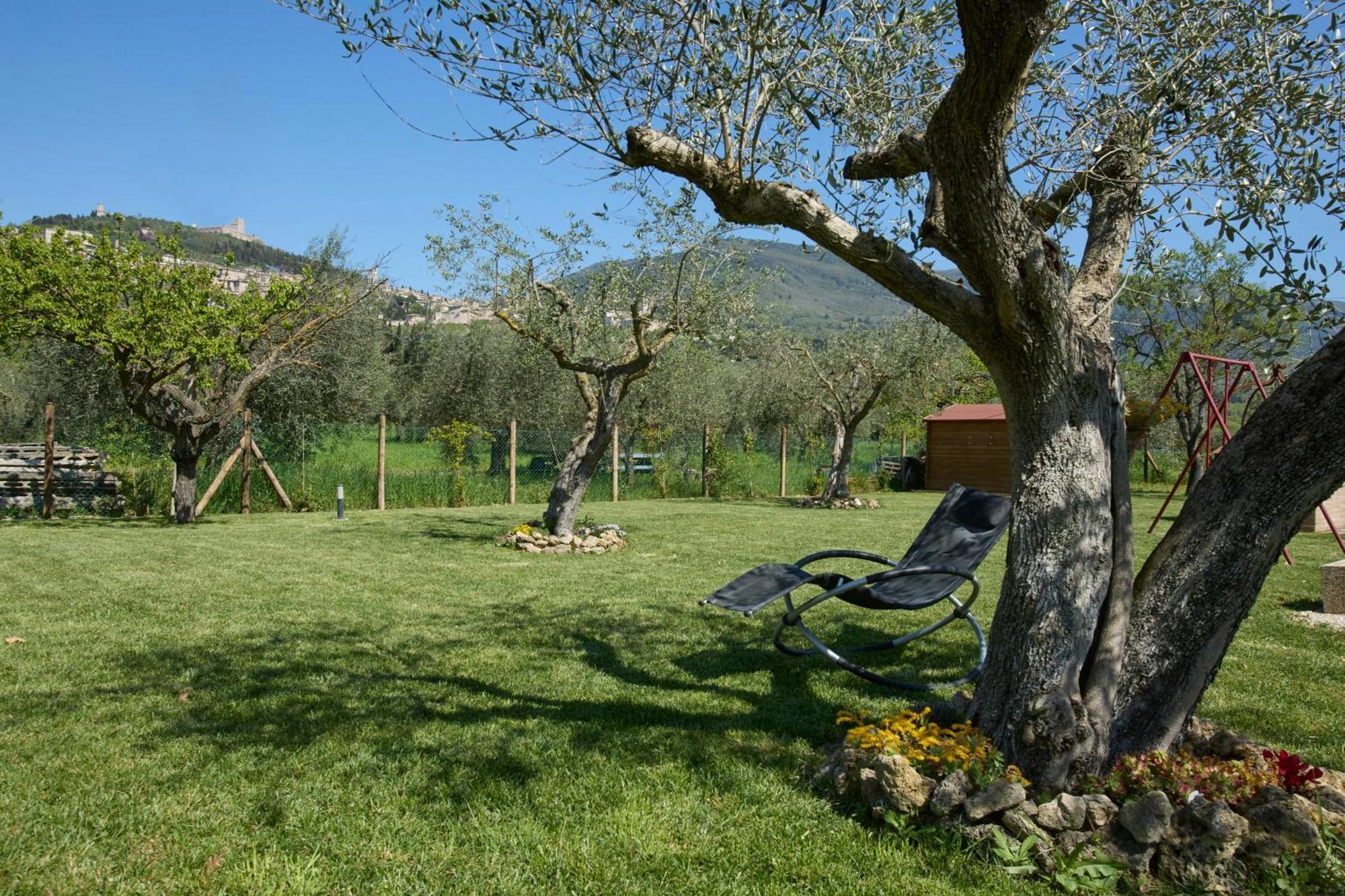 Il Granaio Di Rossetti Elisabetta Hotel อัสซิซี ภายนอก รูปภาพ